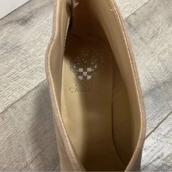 Vince Camuto Ginsel Ankle Bootie Size 11M - Picture 9 of 9